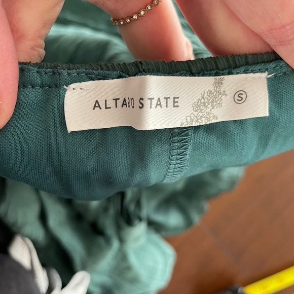 Women's Flutter Sleeve Mini Dress Hunter Green Size S Tie‎ Back Fairy Party Soft - Picture 14 of 14